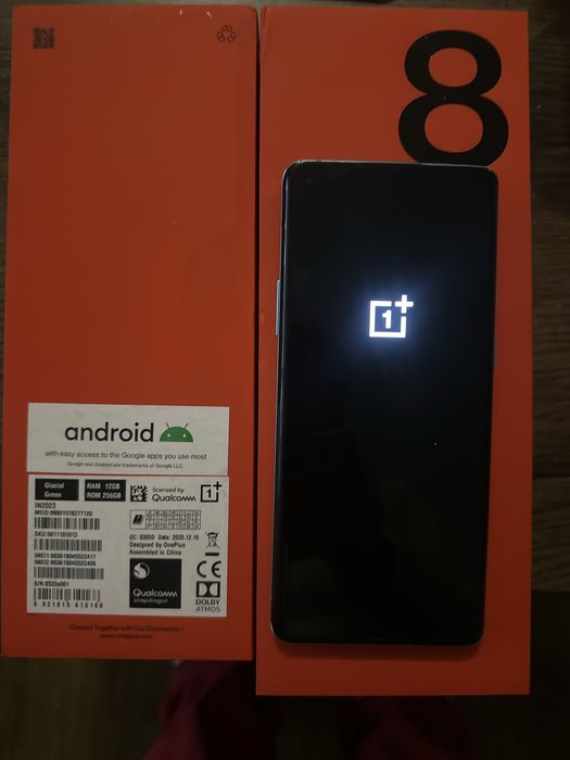 Продавам смартфон One Plus 8 Pro