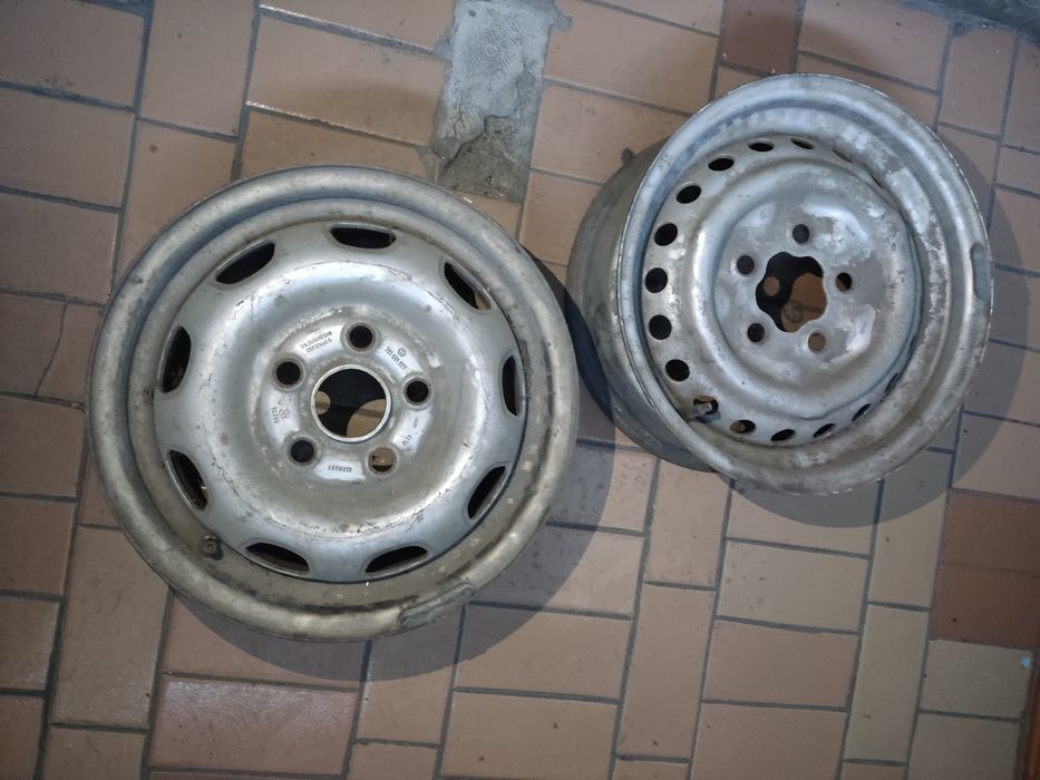 Диски 14, 5дырые, комплект