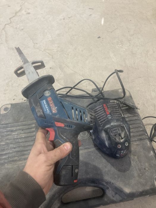 шуруповерт Bosch