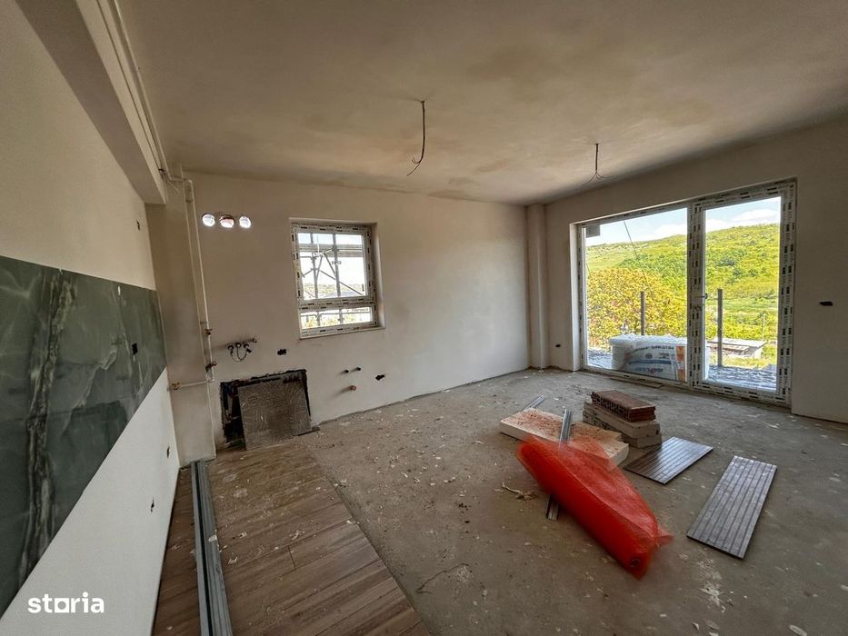 Apartament 3 camere, gradina si loc de parcare
