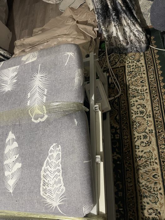 Медицинская кровать