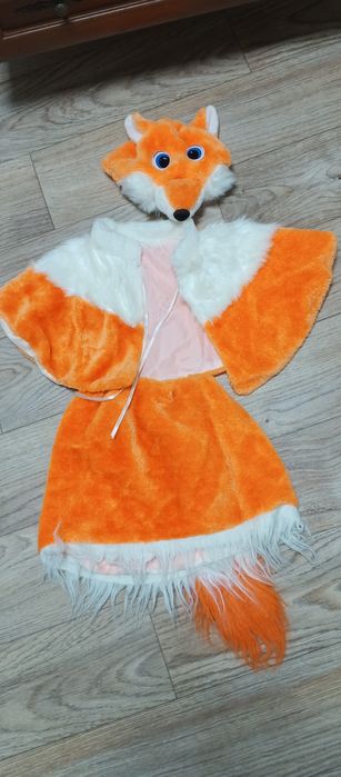 Продам новогодние костюмы