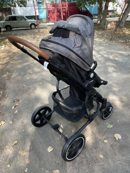 Коляска-трансформер 2 в 1 TOMIX Emily, черно-серый