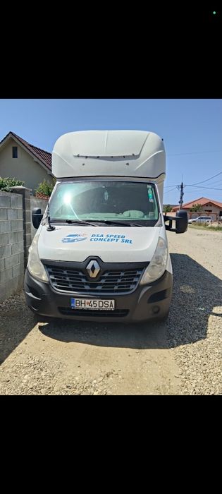 Dezmembrez Renault Master