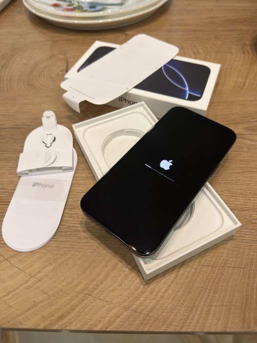 Iphone 16pro max 256gb 90% battery