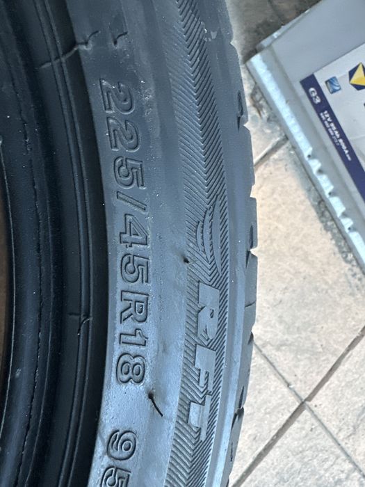225/45/18 Bridgestone dot 2022 /150 lei bucata