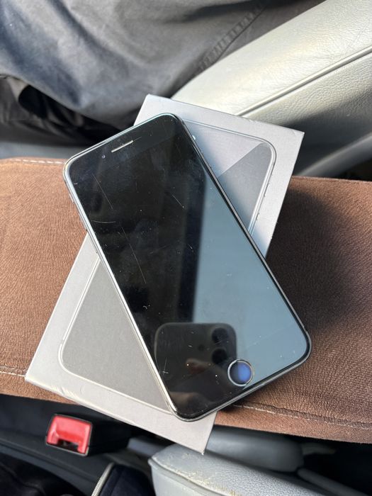 Iphone 8. Коробкасы бар, ориг адаптері бар