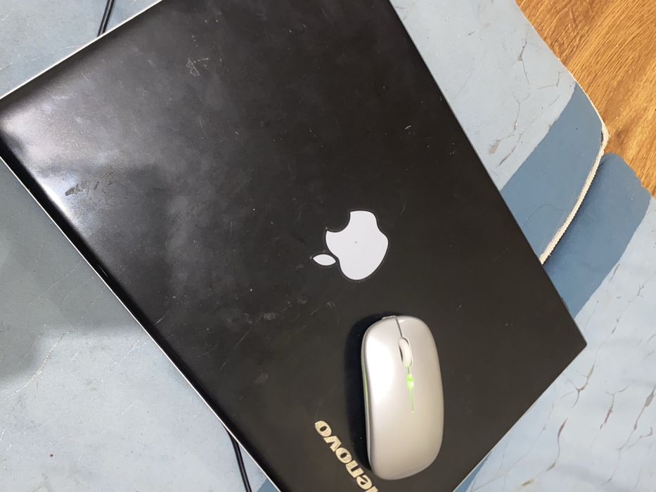 Lenevo ноутбук сатылады