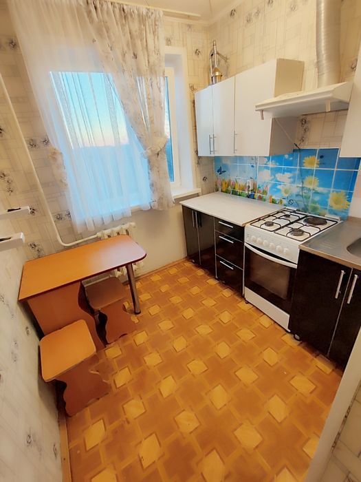 Продается 2-комн (6-67, 3 эт)