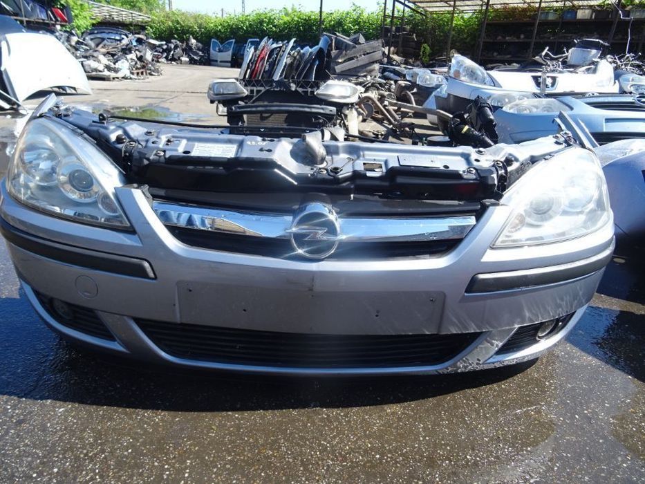 Vand Fata Completa Opel Corsa C 1.3 CDTI din 2005 volan pe stanga