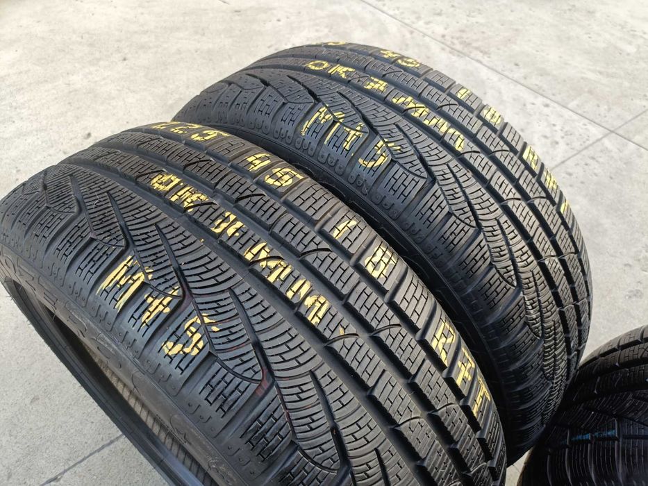 Set 4 anvelope de iarna 225 45 18 cu 255 40 18 pirelli sottozero 2 run flat