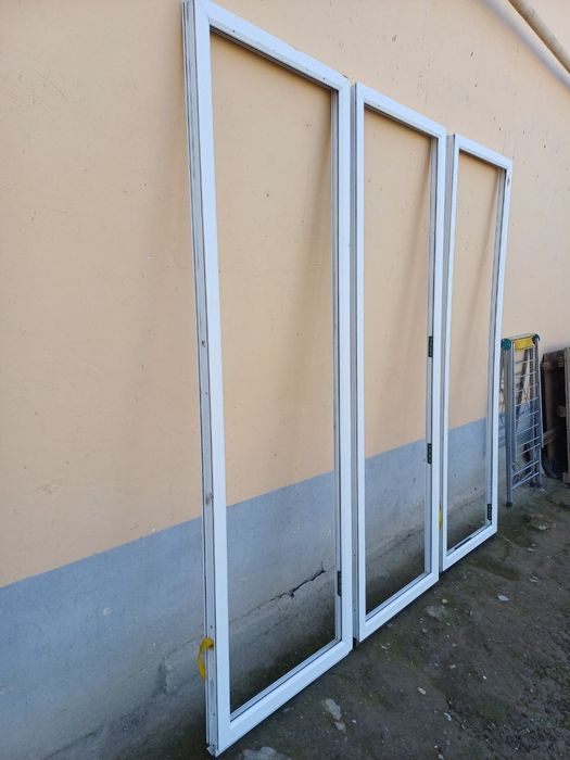 Plastik romlar sotiladi. Yangi