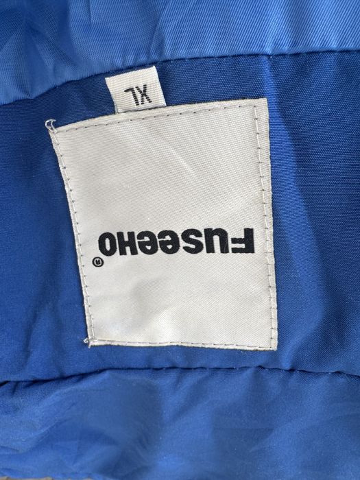 Продам куртку новую