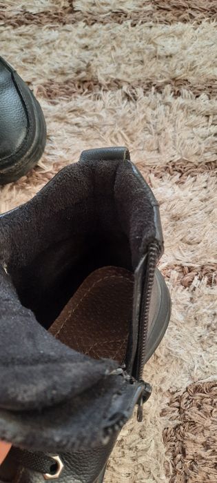 Продам осенние ботиночки