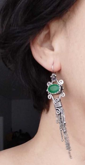 Серьги с изумрудом