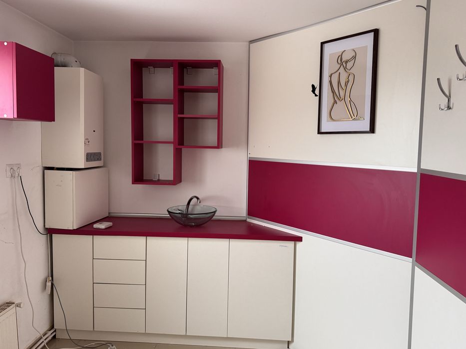 Mobilier pretabil salon beauty