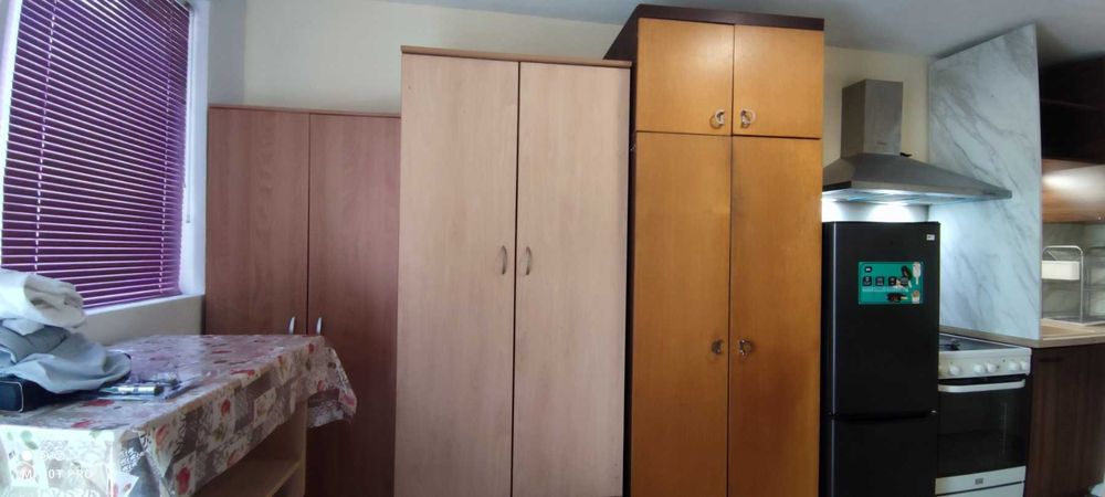 Продава се напълно обзаведен едностаен имот