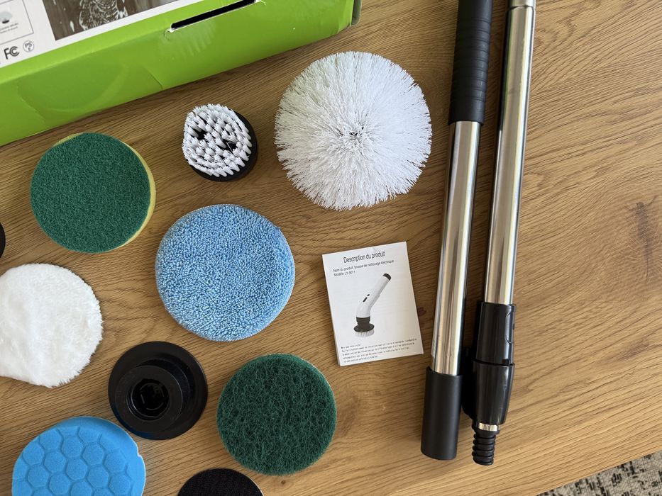 Електрическа четка за почистване комплект 9 части
