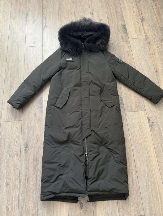 Продам женский пуховик