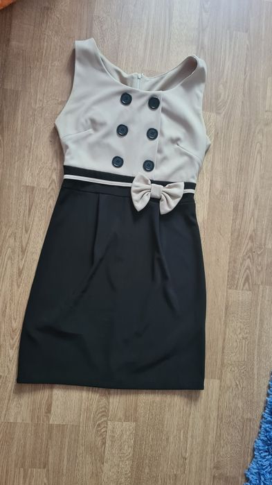 Rochie de ocazie cu nasturi