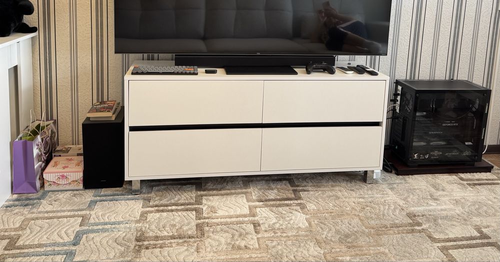 Продам тумбу под тв