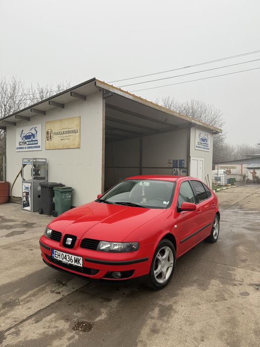 Продава се сеат леон!!