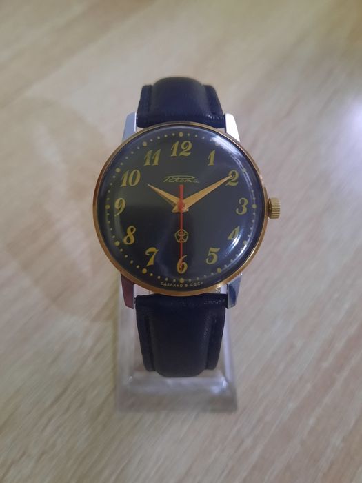 Механические часы Ракета