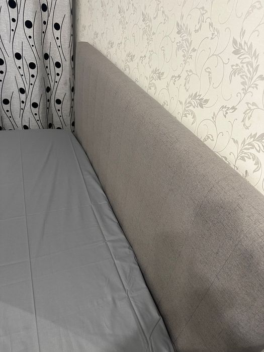 Продам двухспальную кровать