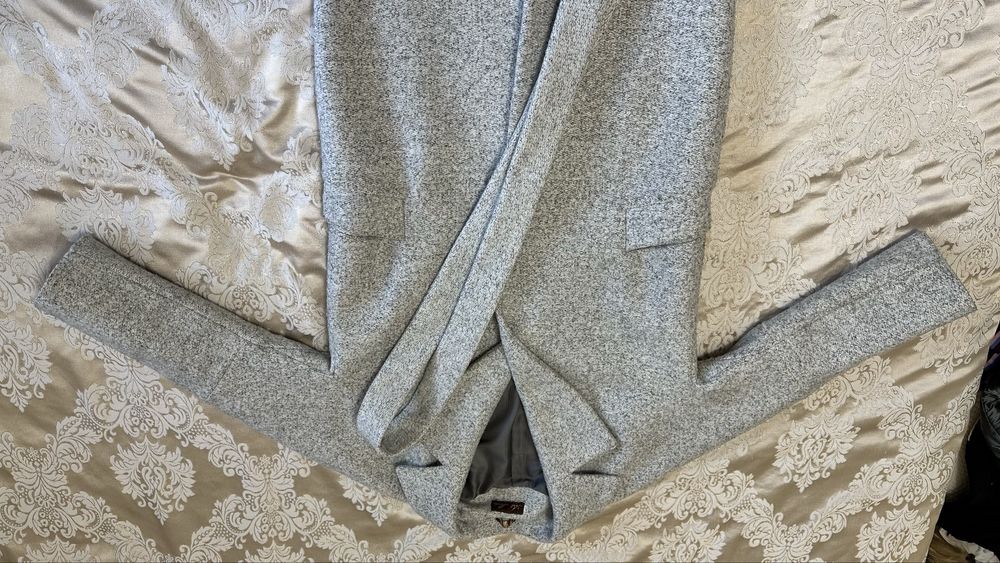 Продам пальто шерстяное