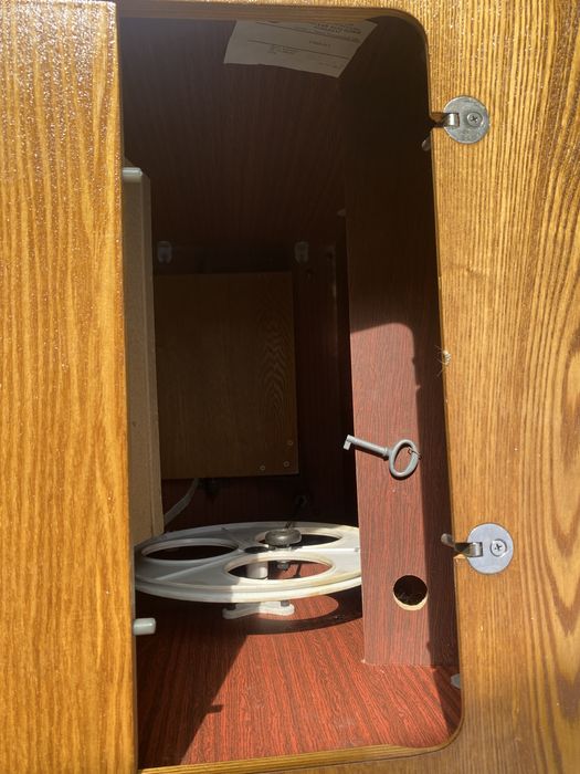 Чайка тикув машинаси столини узи янги