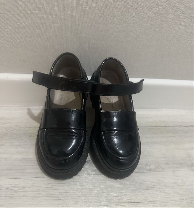 Прлдам туфли Tiflani