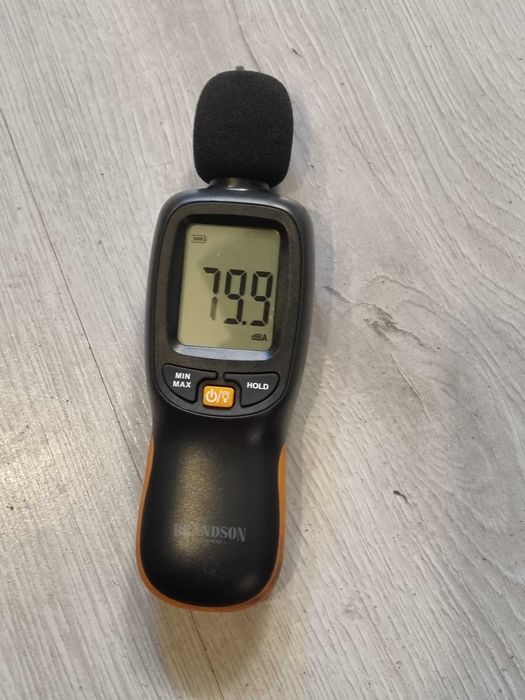 Aparat masura Brandson presiune sonora in decibeli decibelmetru