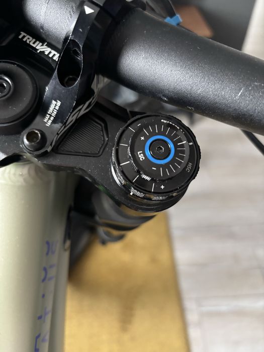 Specialized Status DH 2