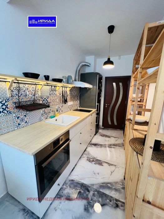 Двустаен апартамент в Изгрев