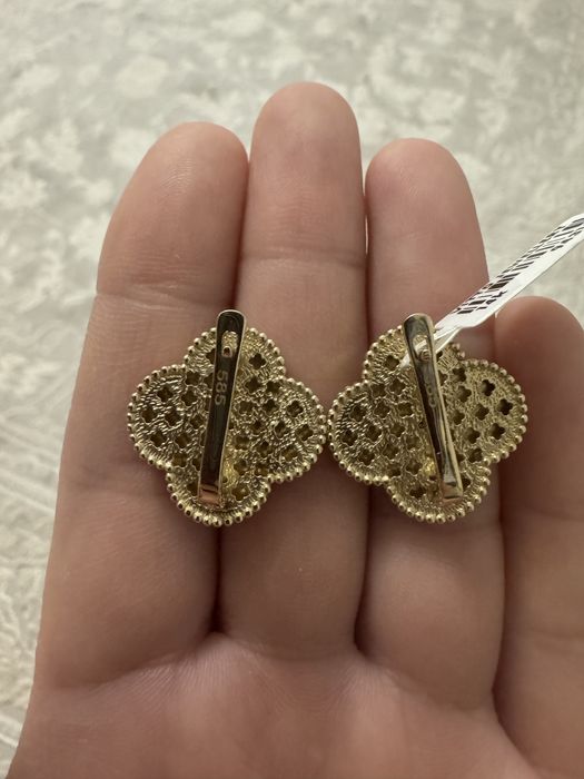 Продам серьги  Van Cleef .Италия 585
