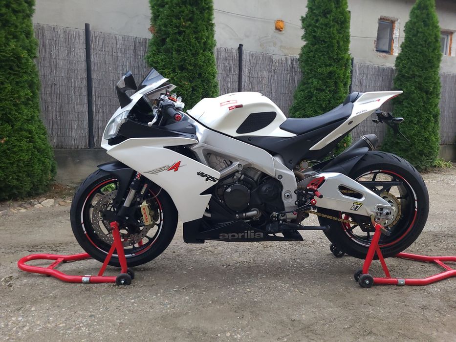Vand Aprilia RSV4 R1000 180cp 2010