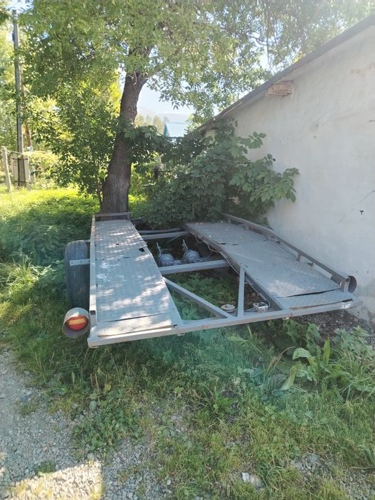 Продам прицеп на одну машину