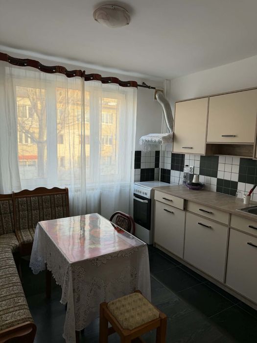 inchiriez garsoniera focsani cartier cfr