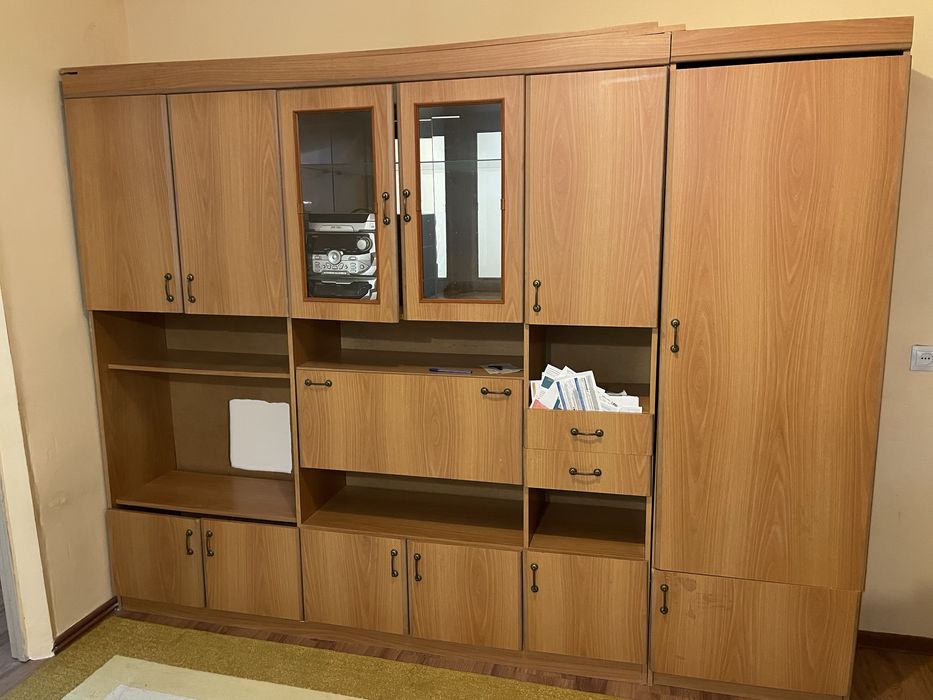 Стенка шкаф для сервиза