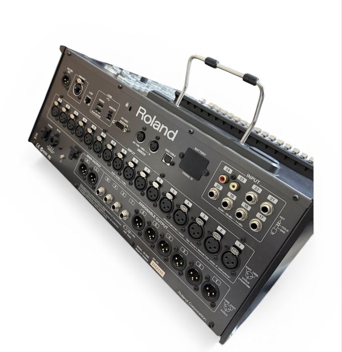 Roland M200i mixer digital