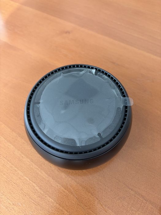 Докинг станция Samsung DeX Station, Черен - EE-MG950