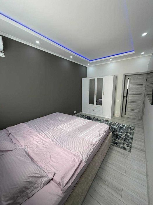 Продаётся квартира на Чехова 2 комнатная Отдельный вход, 60 школа