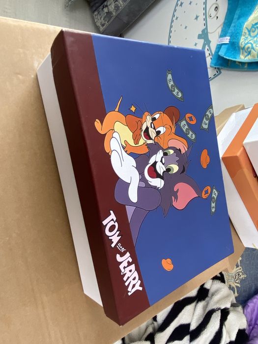 Продам подарочные коробки