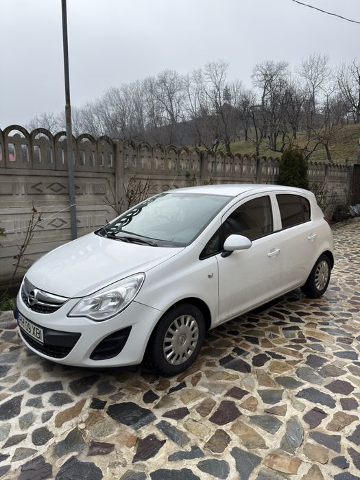 Opel corsa facelift, senzori parcare, clima