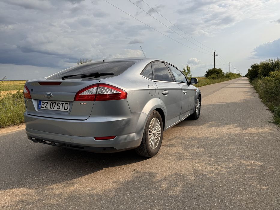 Ford Mondeo Mk4 2008 - 1.8 tdci 125cp SAU SCHIMB CU FAMILI DE ALBINE