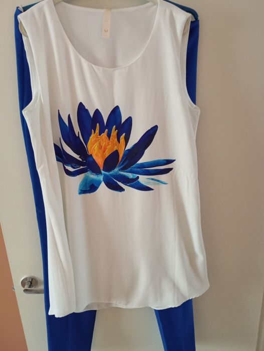 Костюм брючный тройка