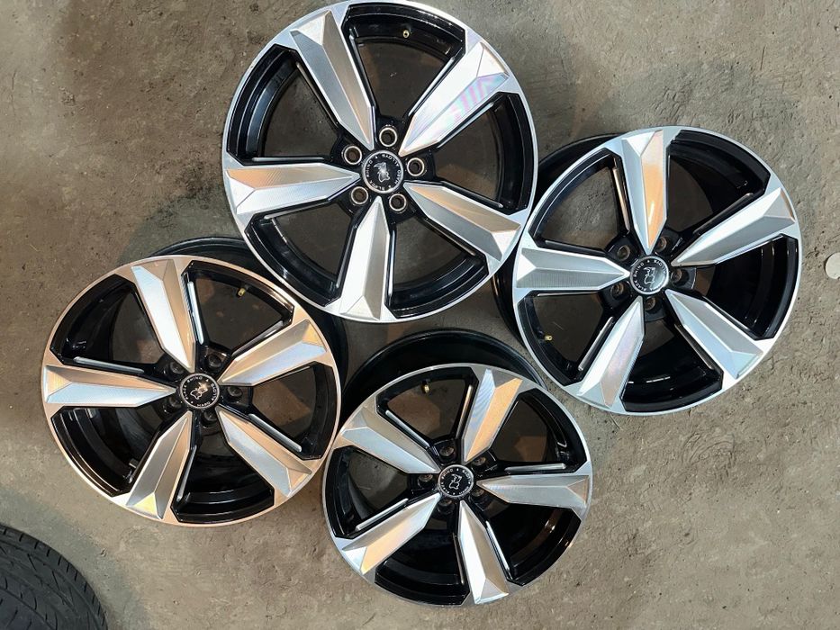 R18 PCD 5*112 Комплект легкосплавных дисков