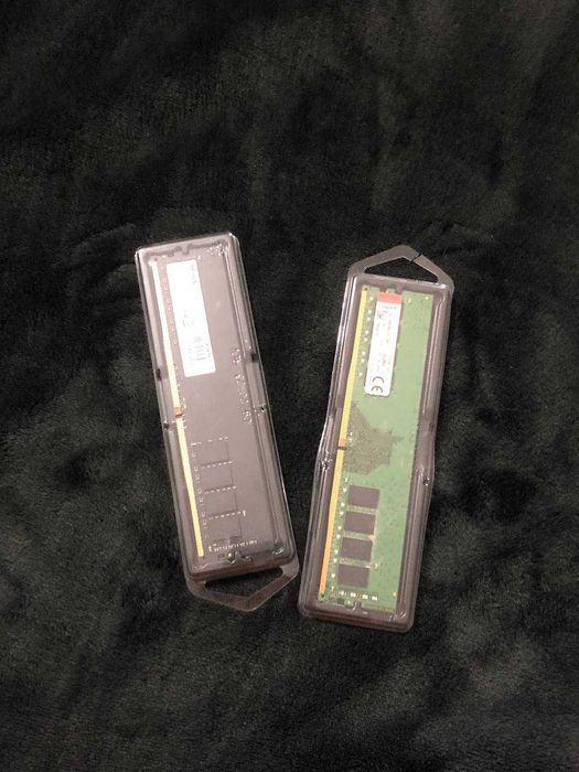 Продам ОЗУ 16гб DDR4, DIMM, 2400МГц 2 по 8