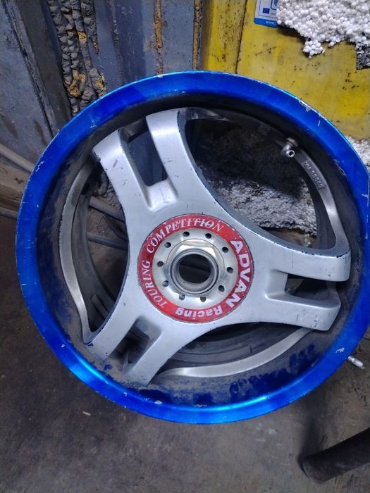 Продам диски на 16