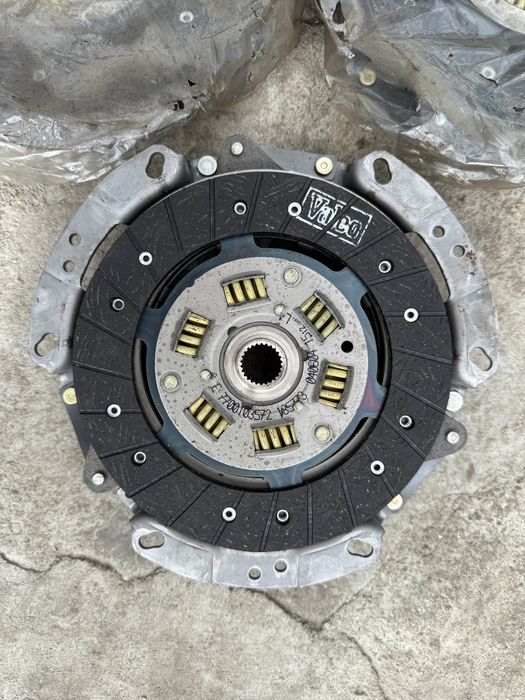 Vand placa si disc ambreiaj 1.6 Mpi Logan/Sandero/Van/Mcv 2004/2010